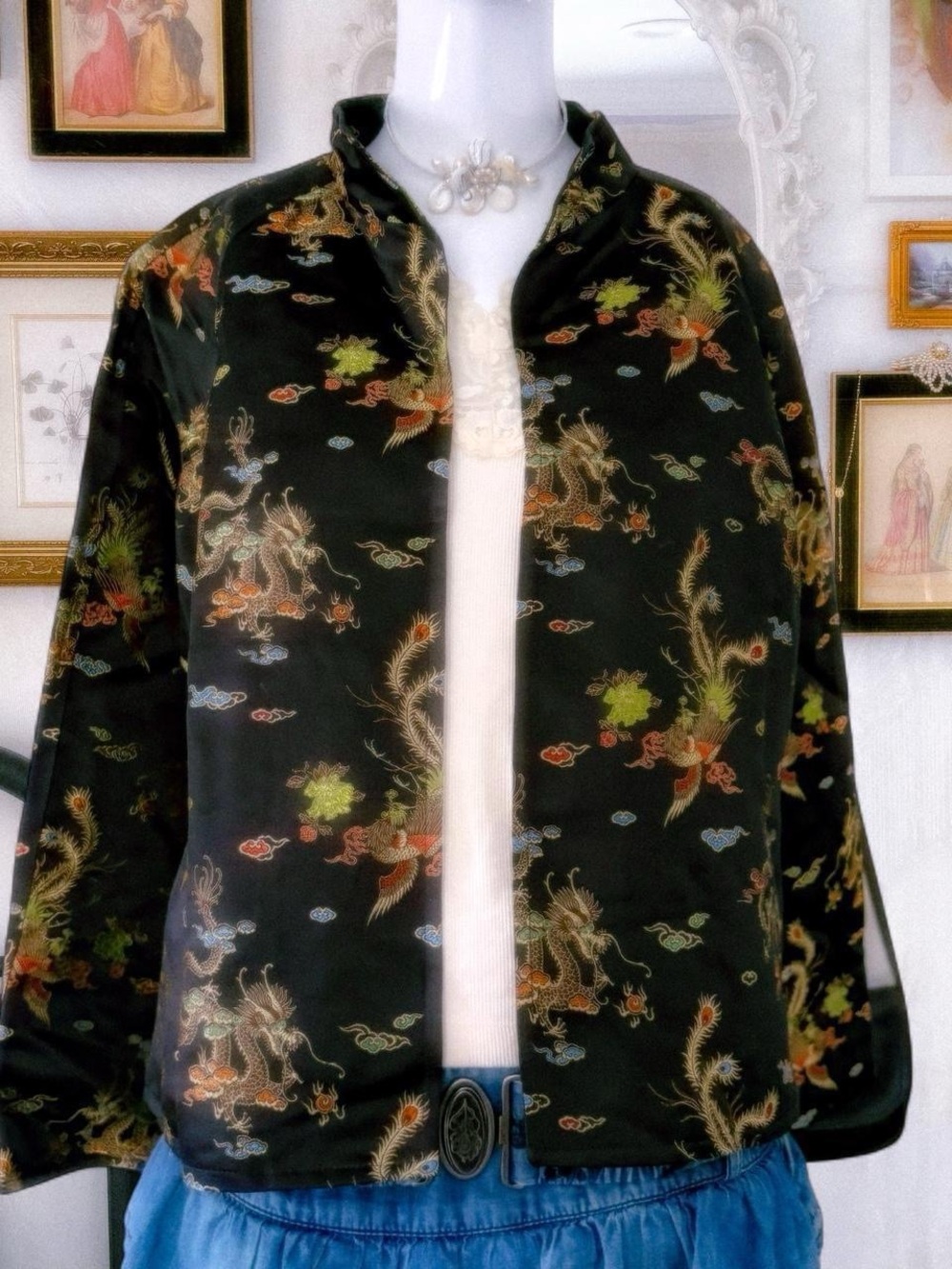 Vintage embroidered dragon black jacket